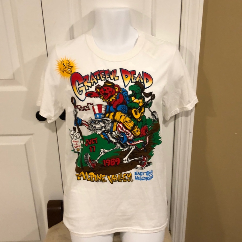 NWOT Grateful Dead Shirt - Picture 1 of 5
